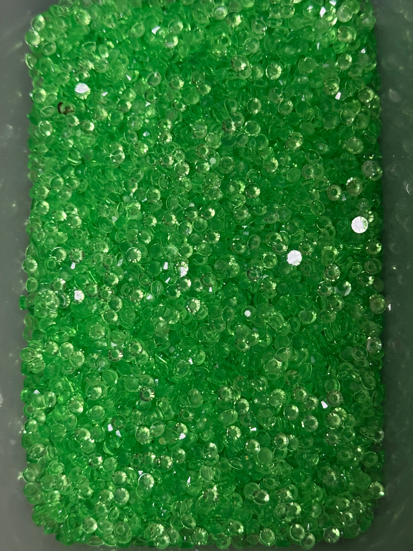Glow In The Dark Lt Peridot