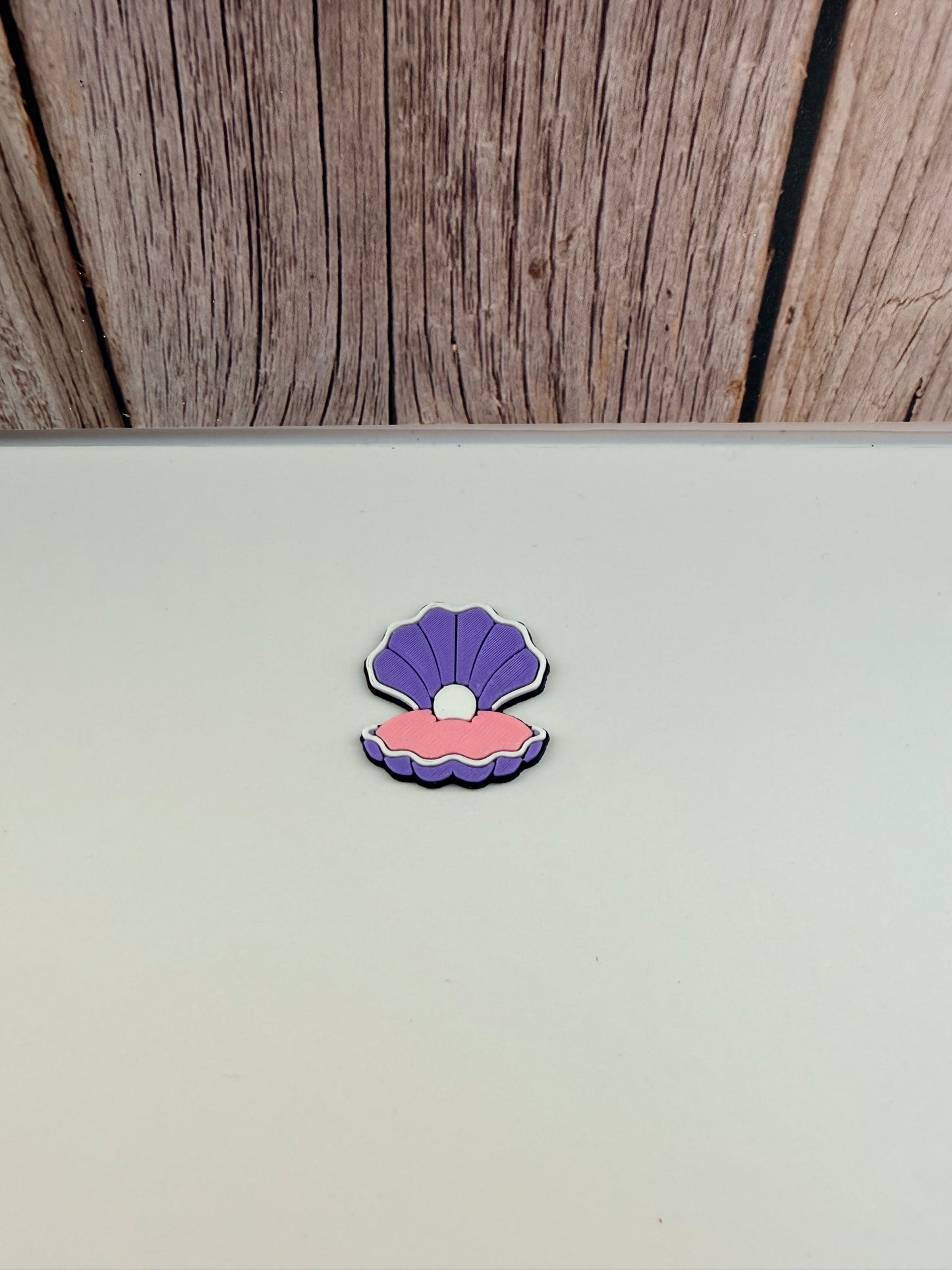 Clam Shell